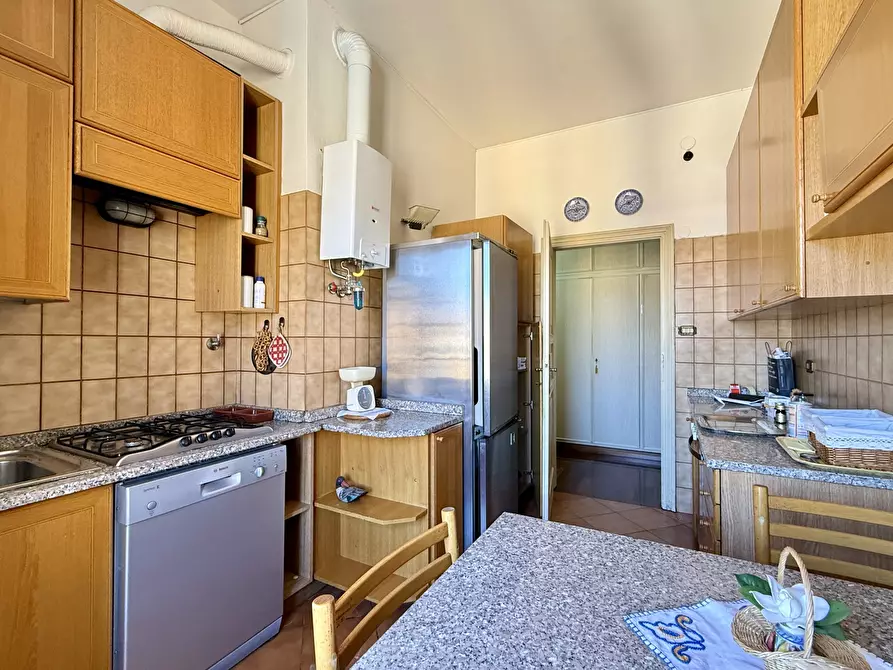 Immagine 22 di Pentalocale in vendita  in Via Del Borgo di San Pietro a Bologna