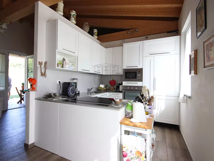 Immagine 10 di Villa in vendita  in Erta della Chiesa, Porcari 4 a Porcari