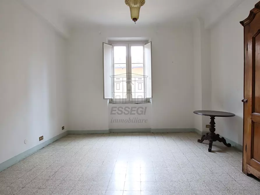 Immagine 6 di Appartamento in vendita  a Lucca