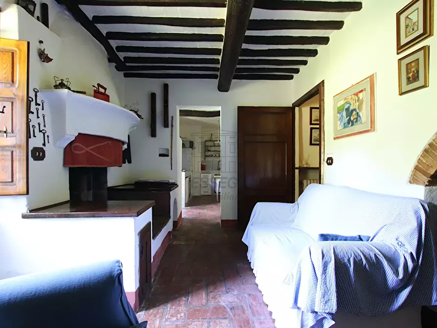 Immagine 79 di Rustico / casale in vendita  in Via della Chiesa di Gragnano a Lucca