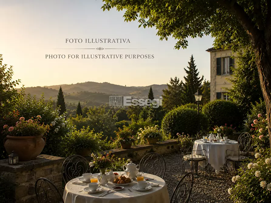 Immagine 1 di Bed & Breakfast in vendita  in pontetetto a Lucca