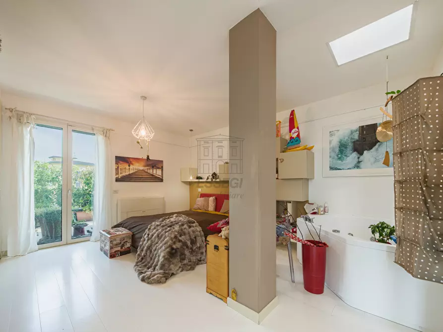 Immagine 19 di Attico in vendita  in Via delle Tagliate 114 a Lucca