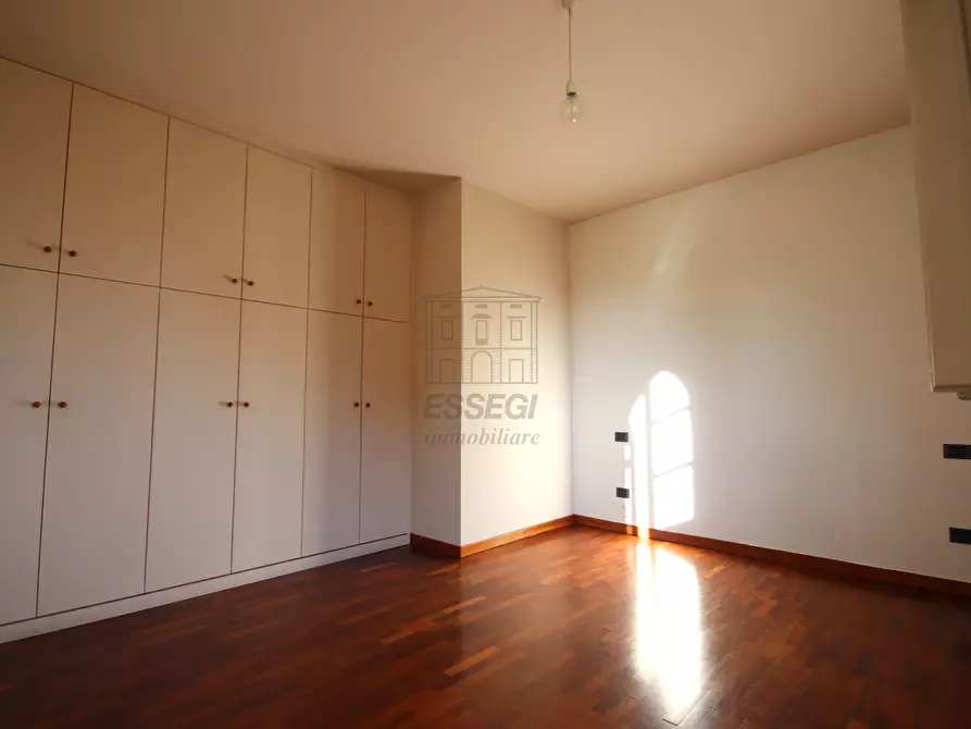 Immagine 7 di Appartamento in vendita  in Via dei Dorini a Lucca