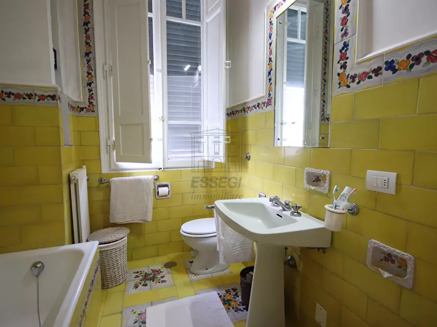 Immagine 21 di Villa in vendita  in Via Ludovica 56 a Lucca