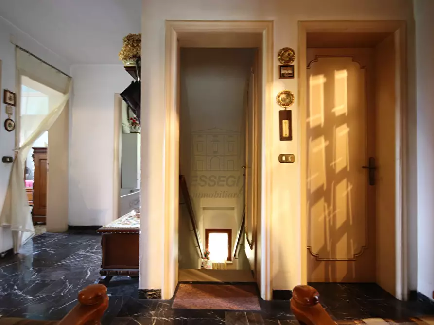 Immagine 17 di Villa in vendita  in Strada Comunale Generale Carlo Alberto dalla Chies 83 a Capannori