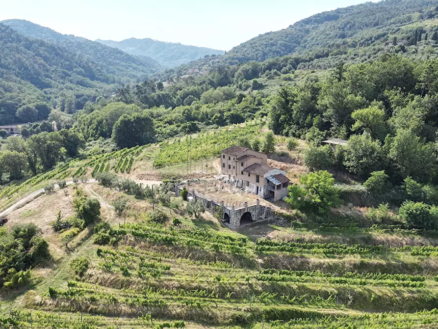 Immagine 4 di Rustico / casale in vendita  in Via del Francia 95 a Lucca