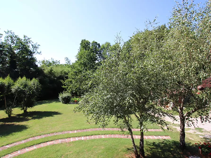 Immagine 62 di Rustico / casale in vendita  in Via della Chiesa di Gragnano a Lucca