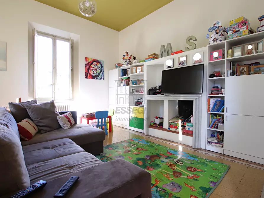 Immagine 8 di Villa in vendita  in via barsanti e matteucci a Lucca