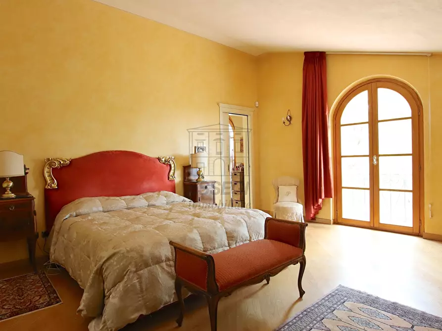 Immagine 20 di Villa in vendita  in Via dei Cotani 211 a Lucca
