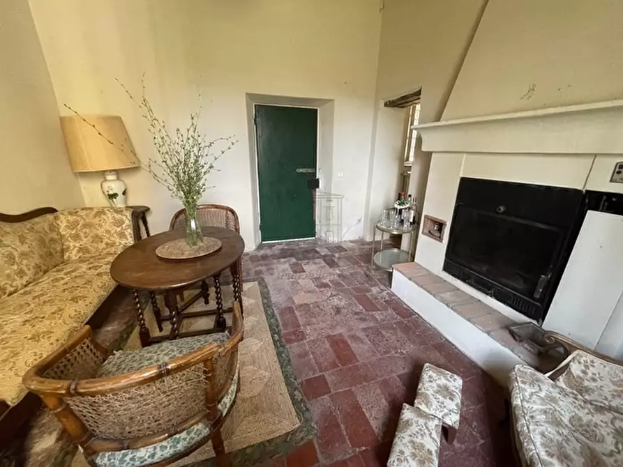 Immagine 17 di Villa in vendita  a Lucca