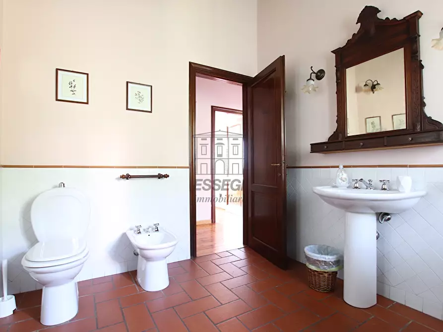 Immagine 25 di Bed & Breakfast in vendita  in Via San Gemma Galgani 4 a Pescaglia