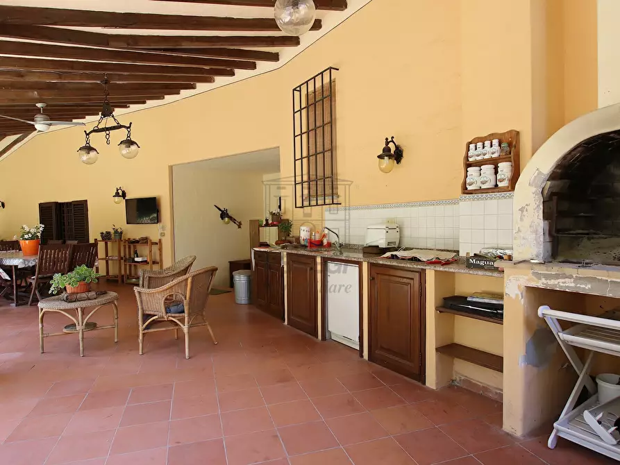 Immagine 16 di Villa in vendita  in Via dei Borelli a Lucca