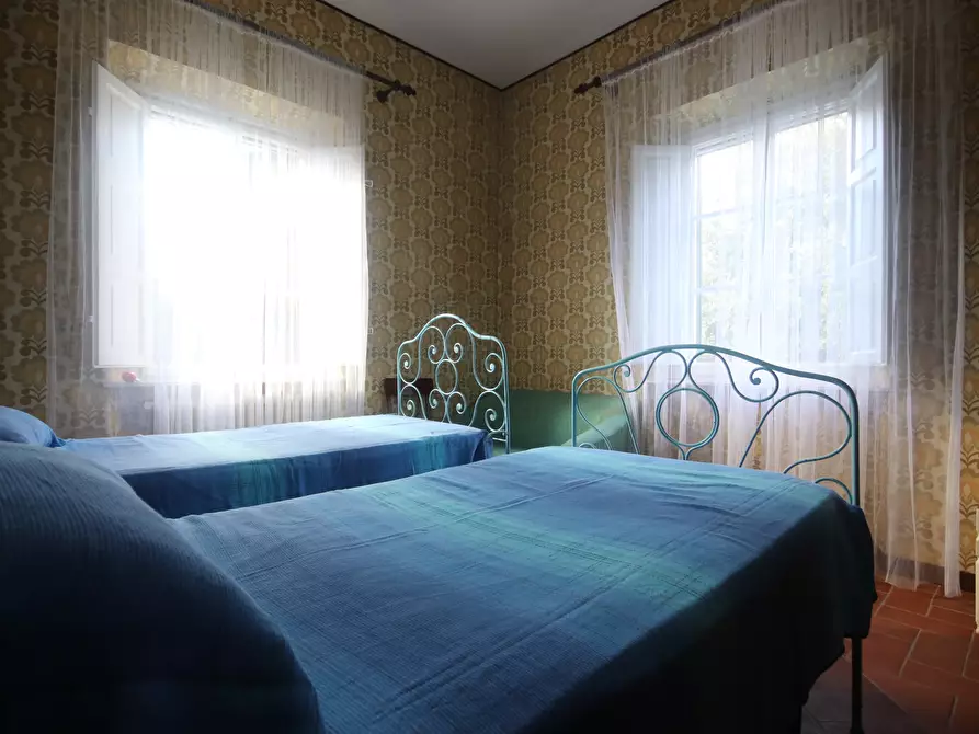 Immagine 24 di Rustico / casale in vendita  in Via della Chiesa XXIII 405 a Lucca