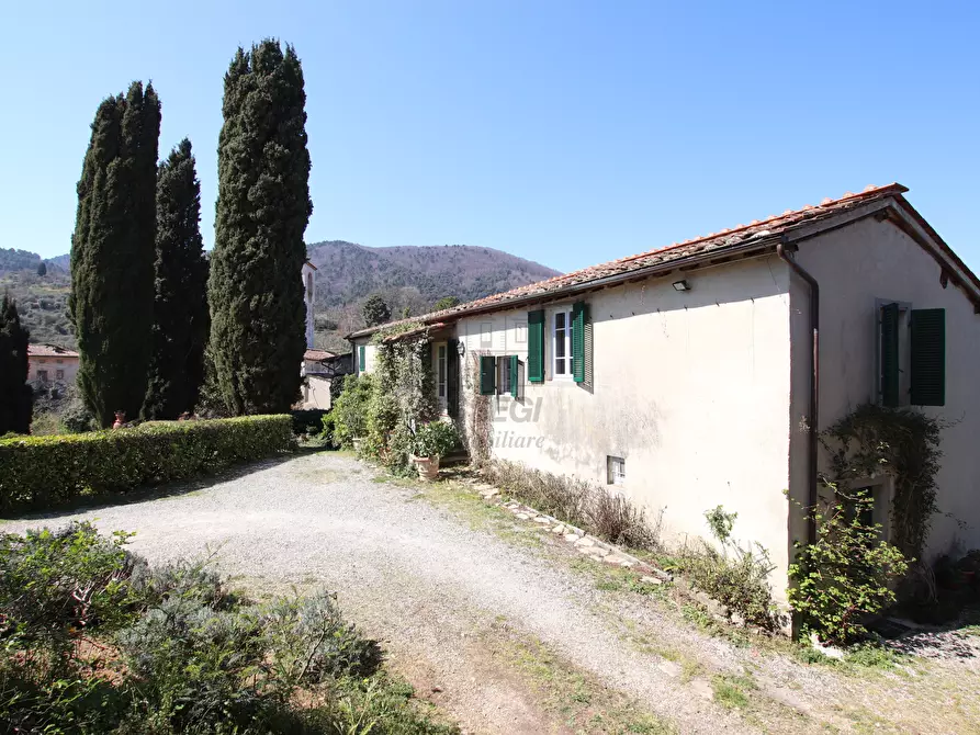 Immagine 39 di Rustico / casale in vendita  in Via del Borgo 55 a Lucca
