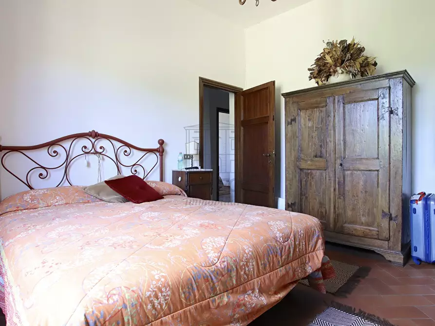 Immagine 9 di Rustico / casale in vendita  in Via della Chiesa XXXI 536 a Lucca