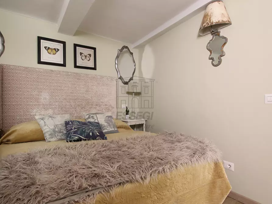 Immagine 9 di Appartamento in vendita  in Via Fontana a Lucca