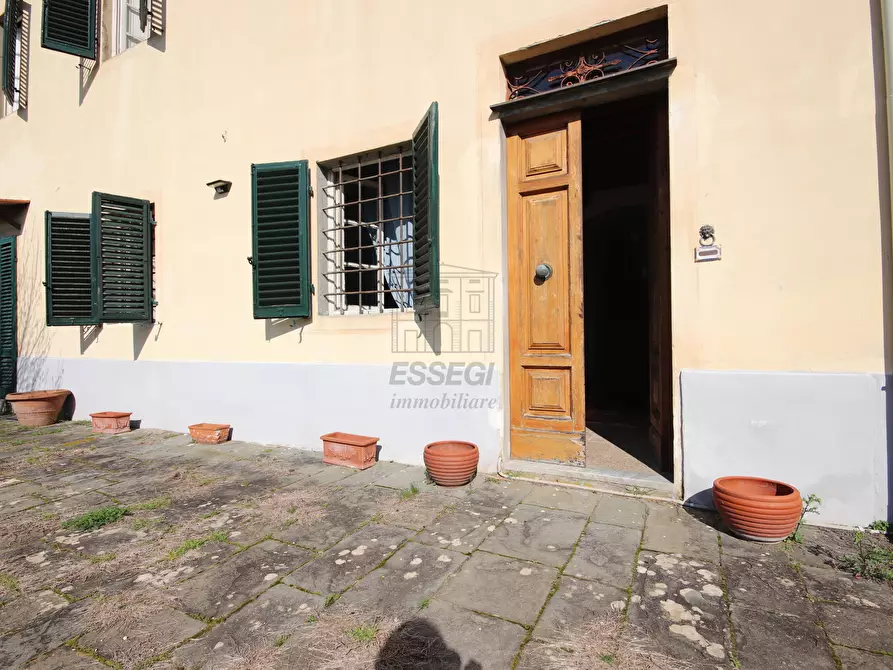 Immagine 28 di Rustico / casale in vendita  in via della chiesa di Camigliano, Camigliano 1 a Lucca