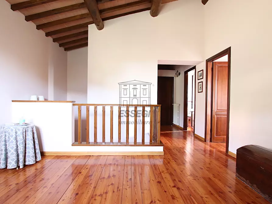 Immagine 22 di Bed & Breakfast in vendita  in Via San Gemma Galgani 4 a Pescaglia