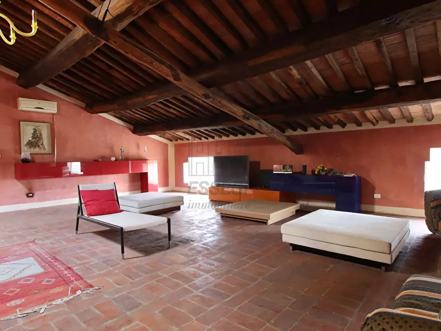 Immagine 36 di Villa in vendita  in Via del Cimitero ⅩⅩⅠⅠⅠ 676 a Lucca