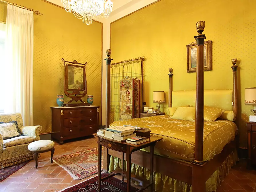 Immagine 24 di Villa in vendita  in Via di Vorno a Capannori