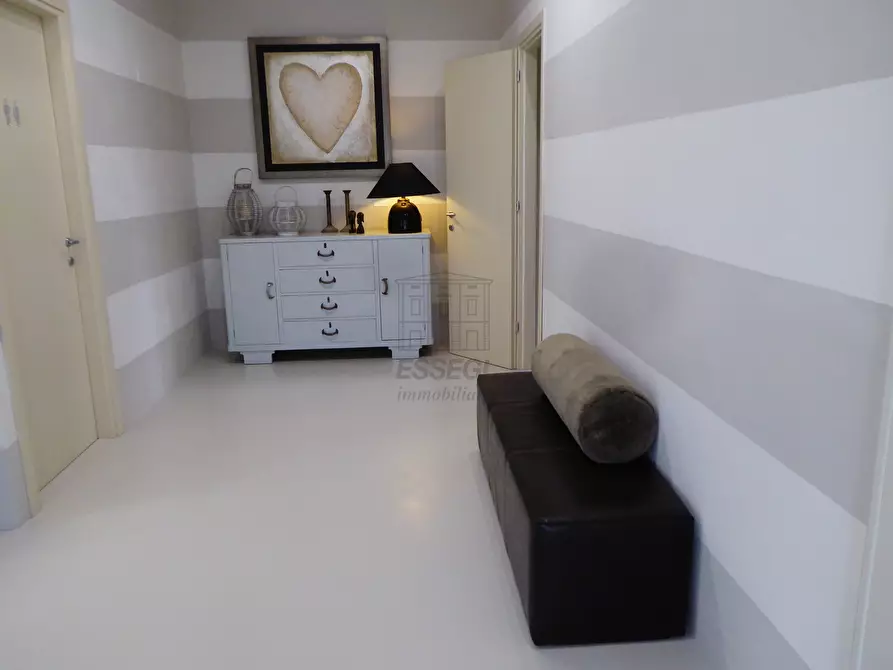 Immagine 9 di Villa in vendita  in Via di Stabbiano a Lucca