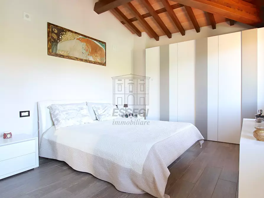 Immagine 32 di Villa in vendita  in Via di San Ginese a Capannori