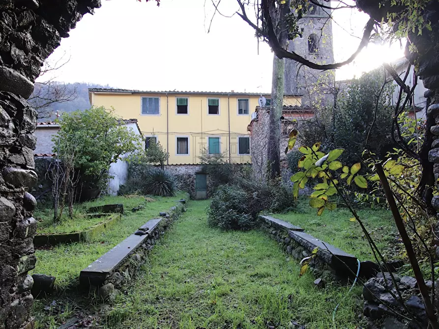 Immagine 31 di Villa in vendita  in Via Ludovica a Borgo A Mozzano