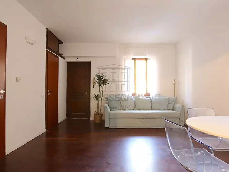 Immagine 3 di Appartamento in vendita  in Via Francesco Carrara 49 a Lucca