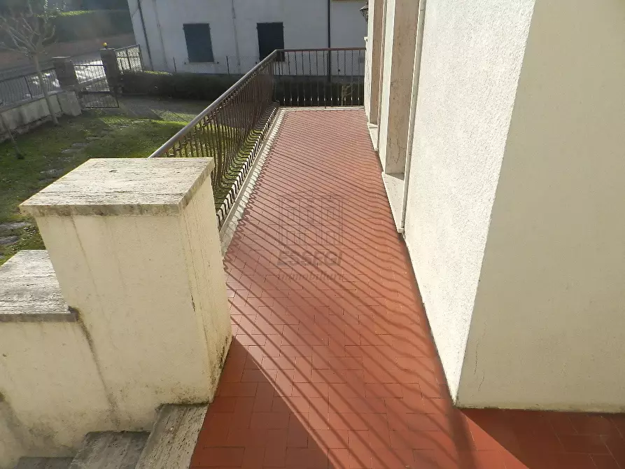 Immagine 13 di Villa in vendita  a Lucca