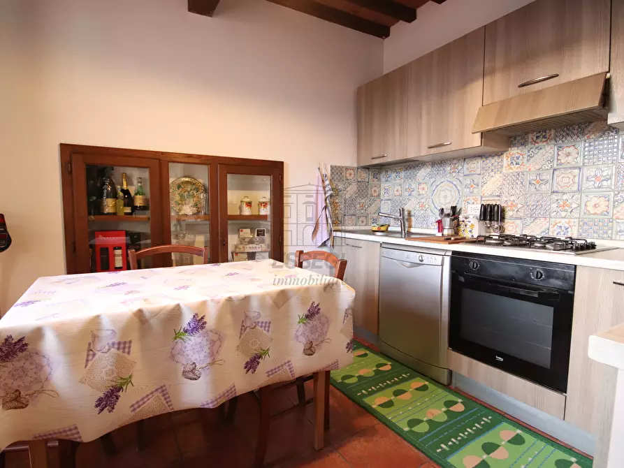 Immagine 4 di Appartamento in vendita  in Via per Camaiore 18 a Lucca