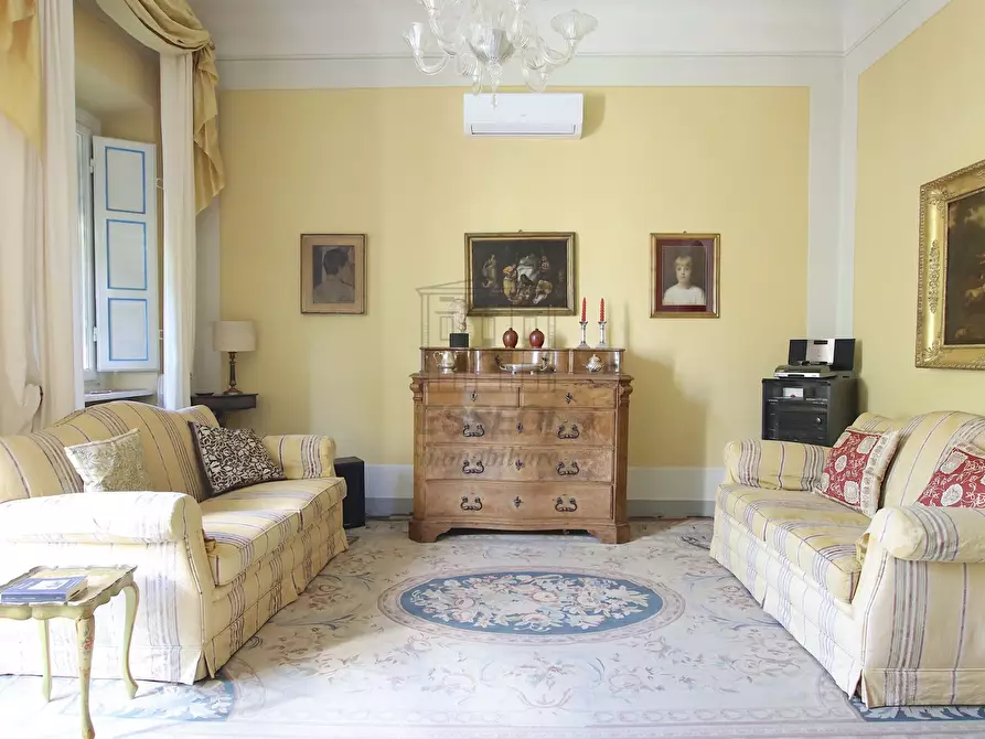 Immagine 5 di Villa in vendita  in Via Borgo Giannotti 120 a Lucca