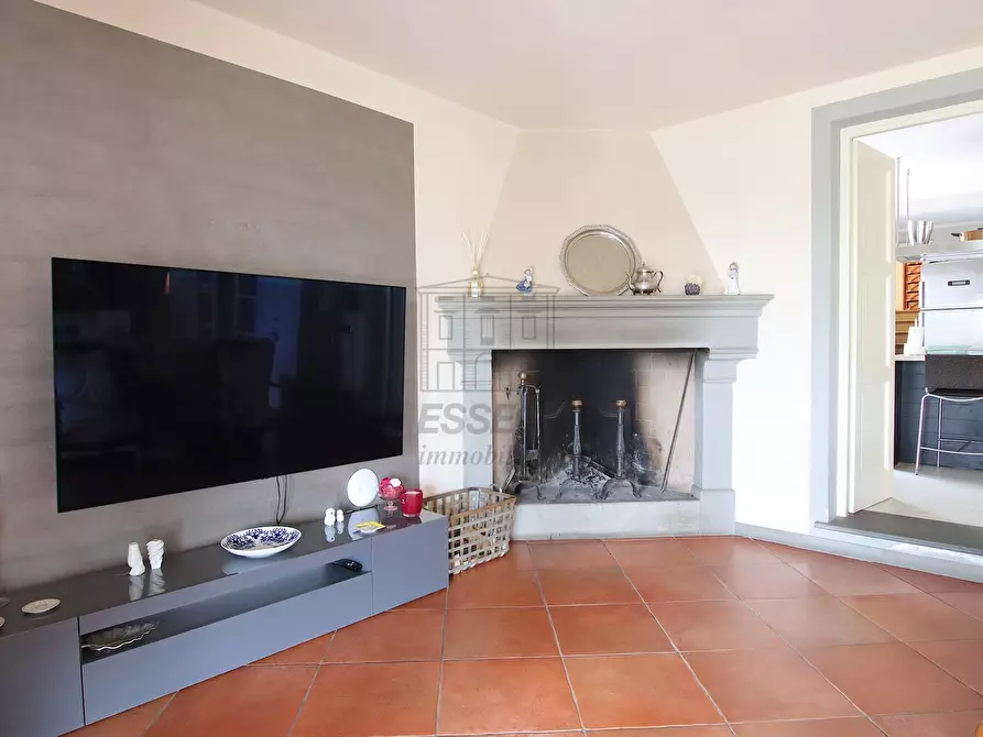 Immagine 6 di Villa in vendita  in Via dei Cotani 211 a Lucca