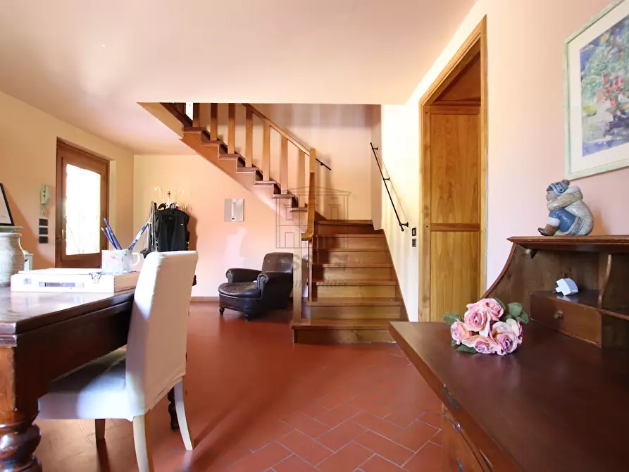 Immagine 51 di Villa in vendita  in Via di segromigno a Capannori