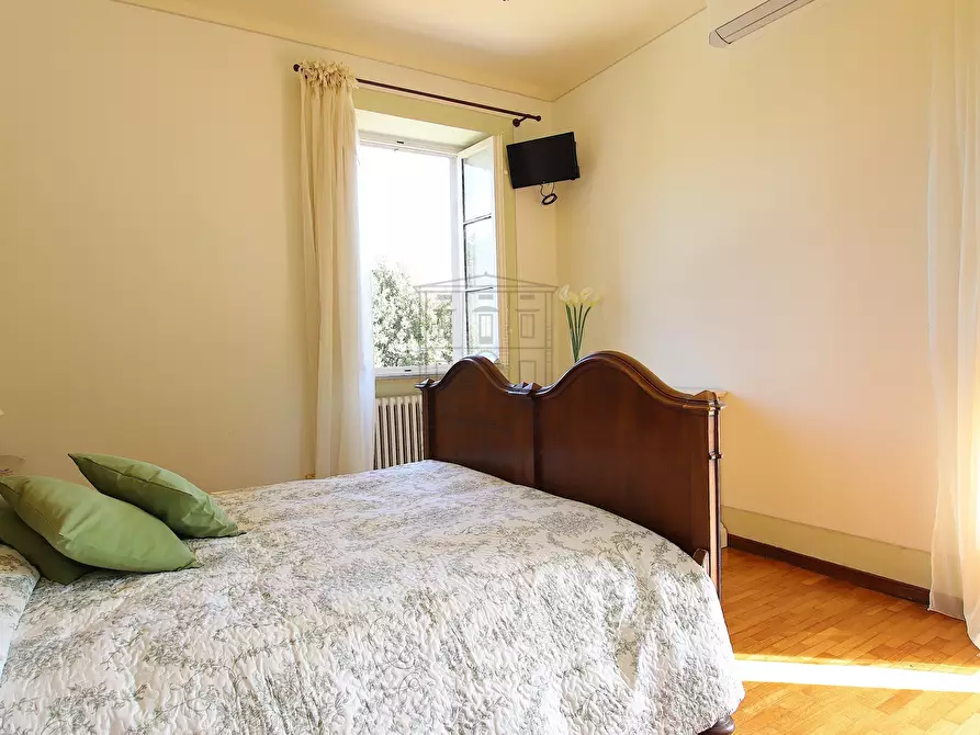 Immagine 20 di Villa in vendita  in vicopelago a Lucca