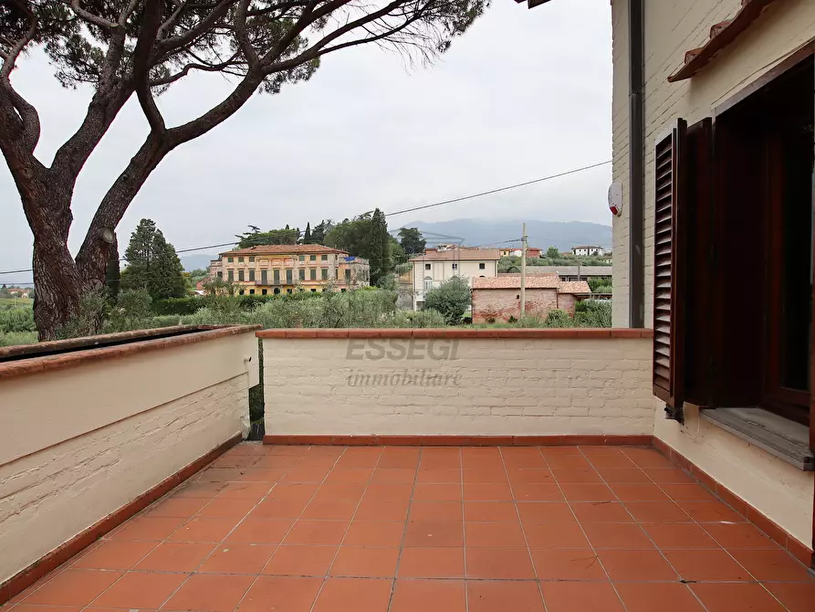 Immagine 30 di Villa in vendita  in Via della Chiesa di Gragnano a Capannori