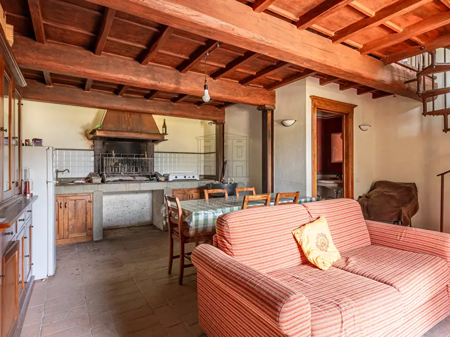 Immagine 37 di Villa in vendita  in via di Montechiari a Montecarlo