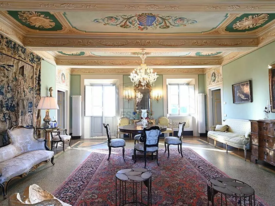 Immagine 12 di Villa in vendita  in Via di Tiglio 1234 a Lucca