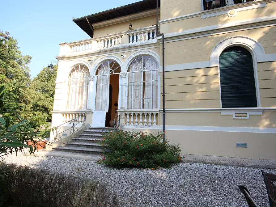 Immagine 33 di Villa in vendita  in Via Sarzanese 1028 a Lucca