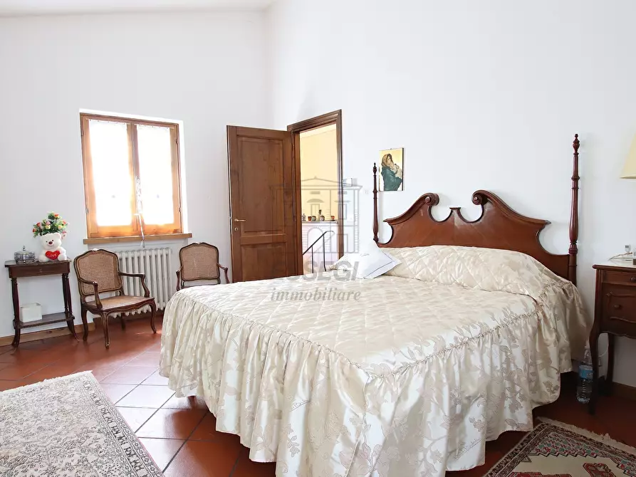 Immagine 21 di Rustico / casale in vendita  in Via Pieroni a Lucca