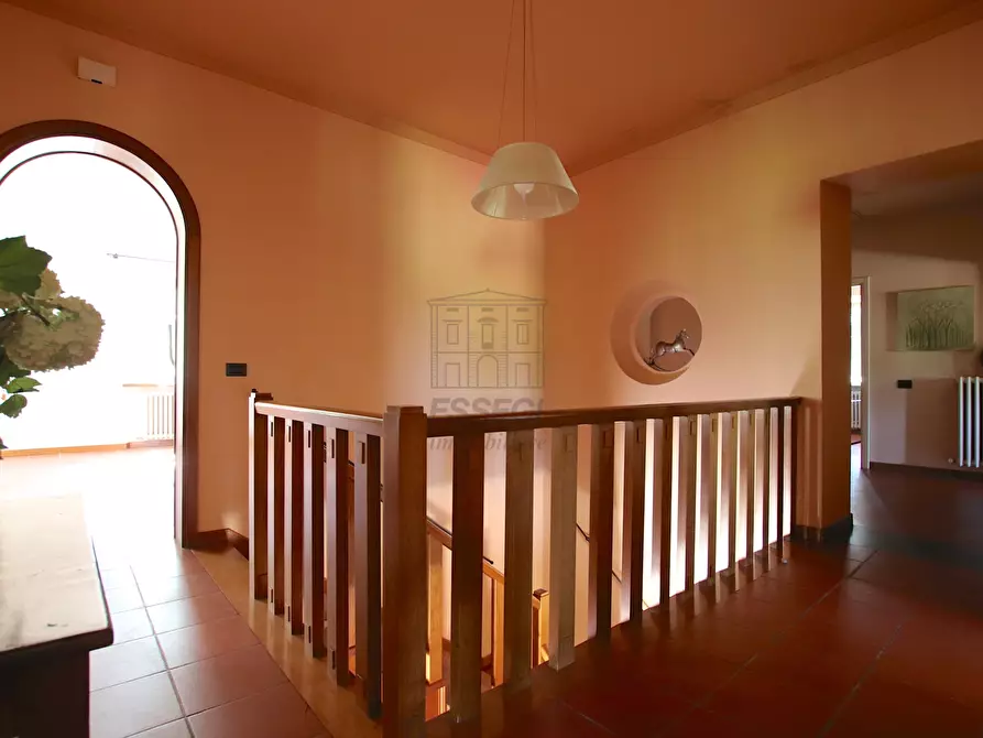 Immagine 68 di Villa in vendita  in Via di segromigno a Capannori