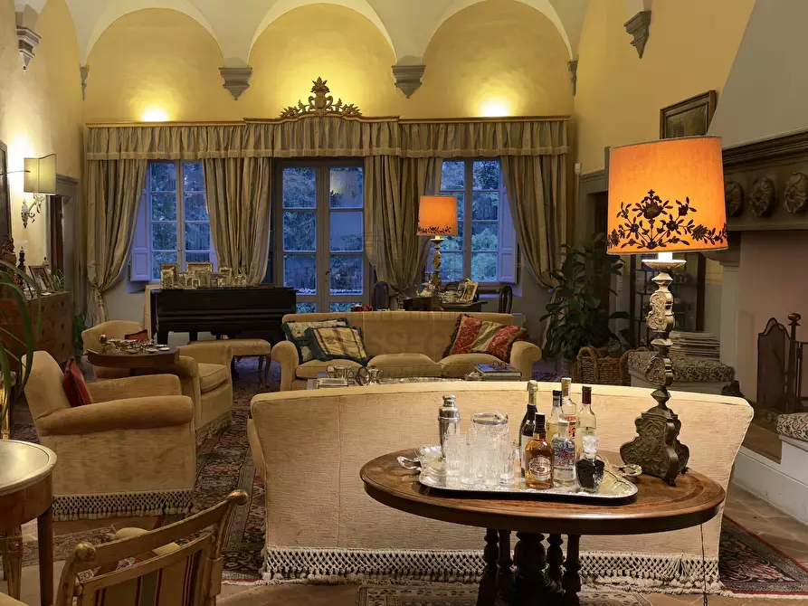 Immagine 34 di Villa in vendita  in Via di Vorno a Capannori