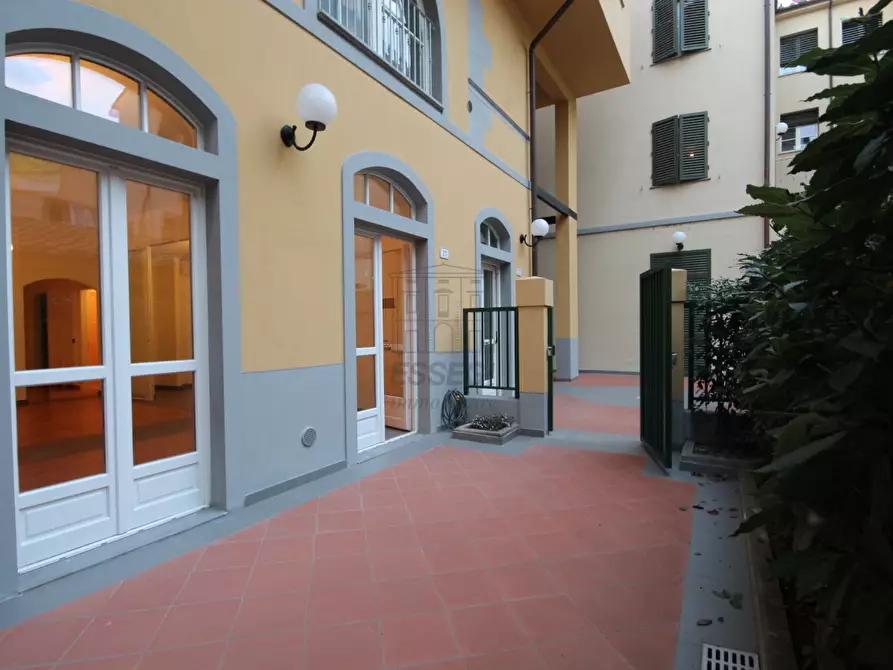 Immagine 3 di Appartamento in vendita  in Via Arcivescovato a Lucca