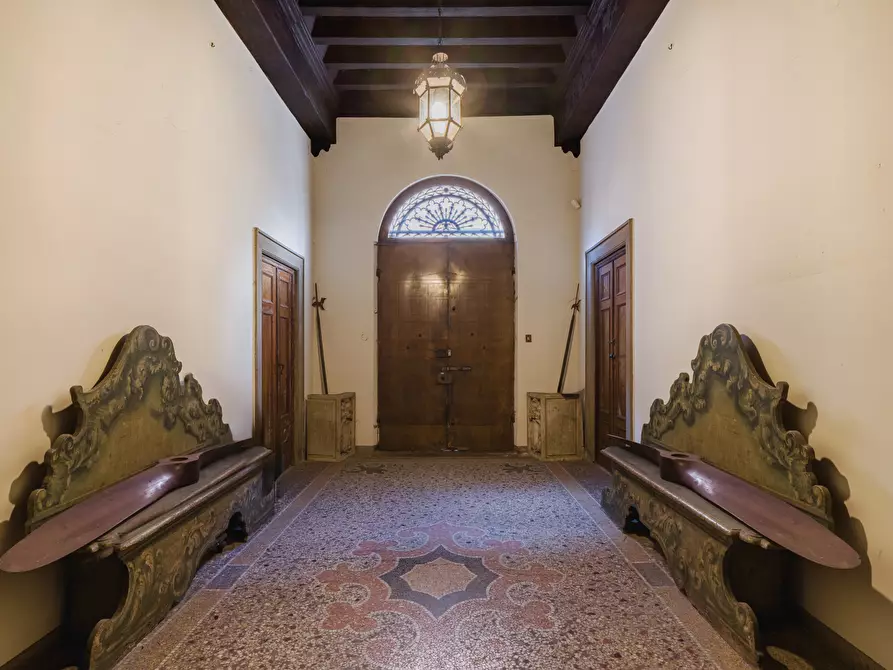 Immagine 20 di Palazzo in vendita  in Via Beccheria 35 a Lucca