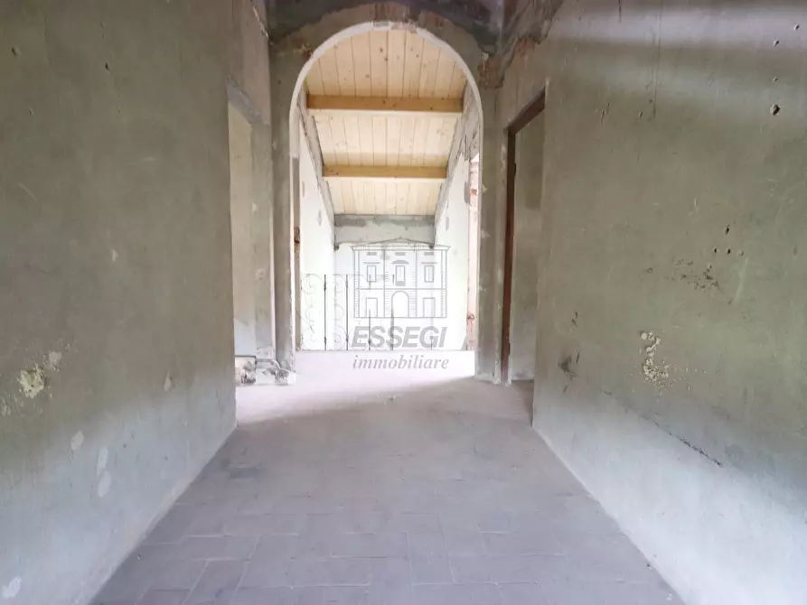 Immagine 22 di Villa in vendita  in Via della Repubblica a Capannori