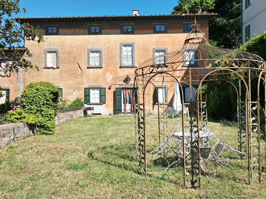 Immagine 12 di Rustico / casale in vendita  in Via di matraia a Lucca