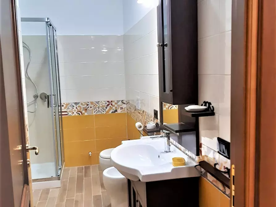 Immagine 10 di Trilocale in affitto  in Via Stadio a Melito Di Porto Salvo