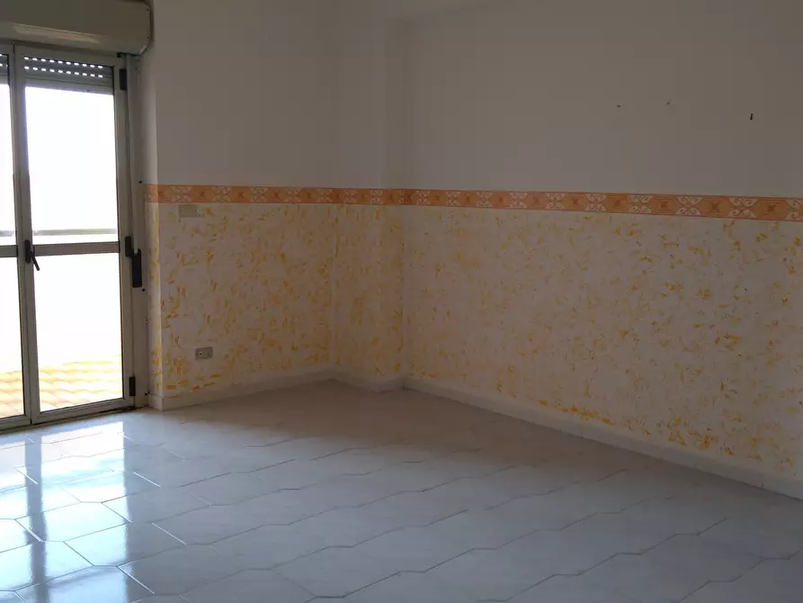 Immagine 6 di Bilocale in affitto  in Via Trapezzoli Sud San Gregorio 40 a Reggio Di Calabria