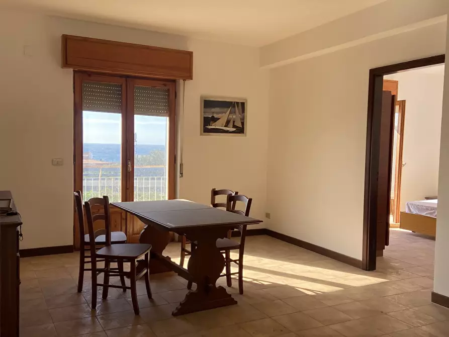 Immagine 2 di Trilocale in vendita  in Viale Goito 5 a Motta San Giovanni