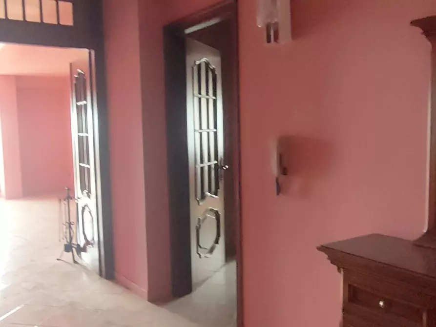 Immagine 30 di Trilocale in vendita  in Via Roma a Martone