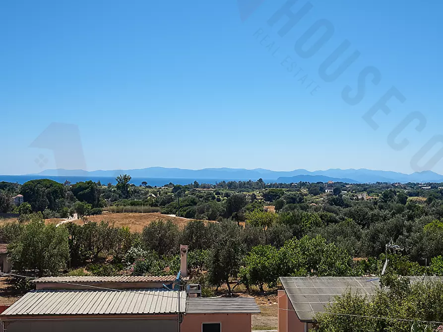 Immagine 2 di Appartamento in vendita  in Via dei Lillà 30 a Quartu Sant'elena